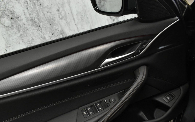 BMW Seria 5 cena 264800 przebieg: 97540, rok produkcji 2022 z Łosice małe 232